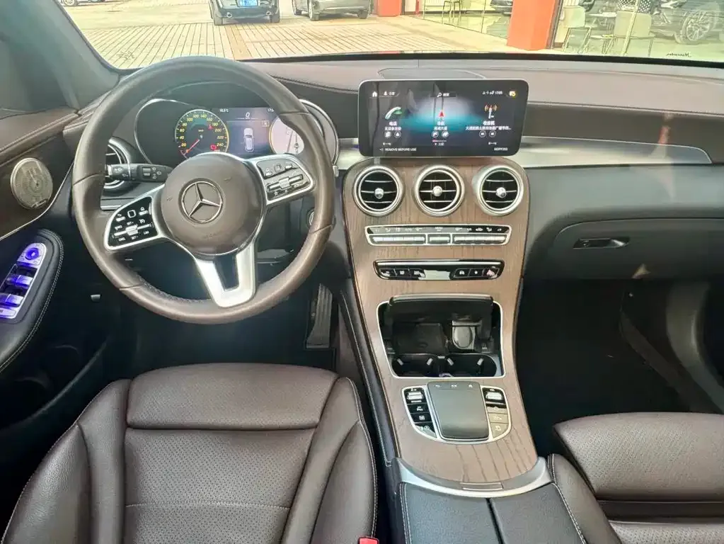 Mercedes-Benz GLC — фото 2