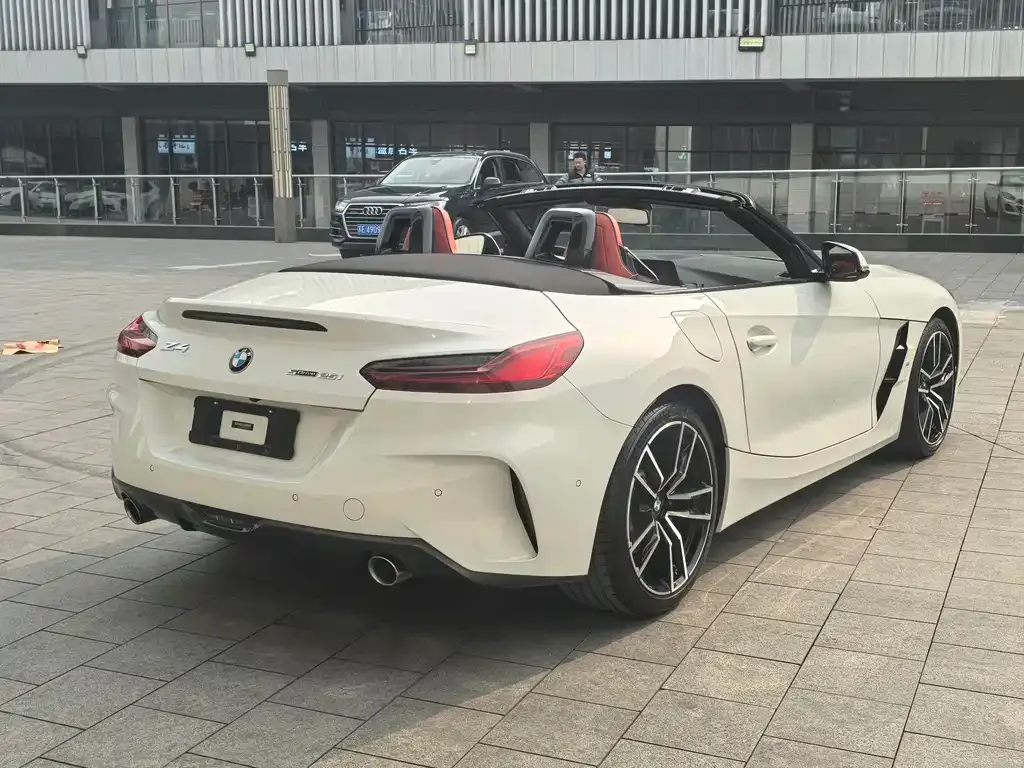 BMW Z4 — фото 6