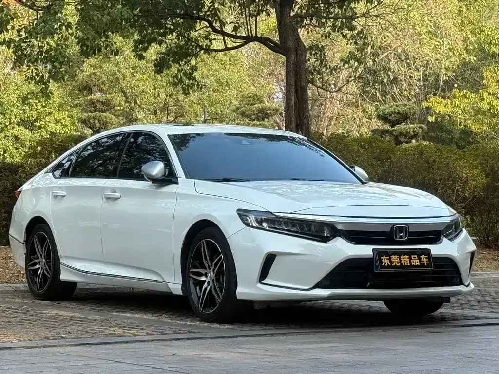 Honda Inspire — фото 1