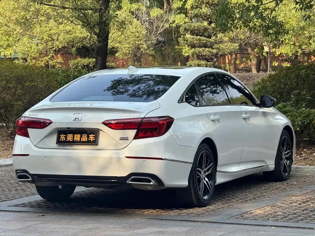 Honda Inspire — фото 10