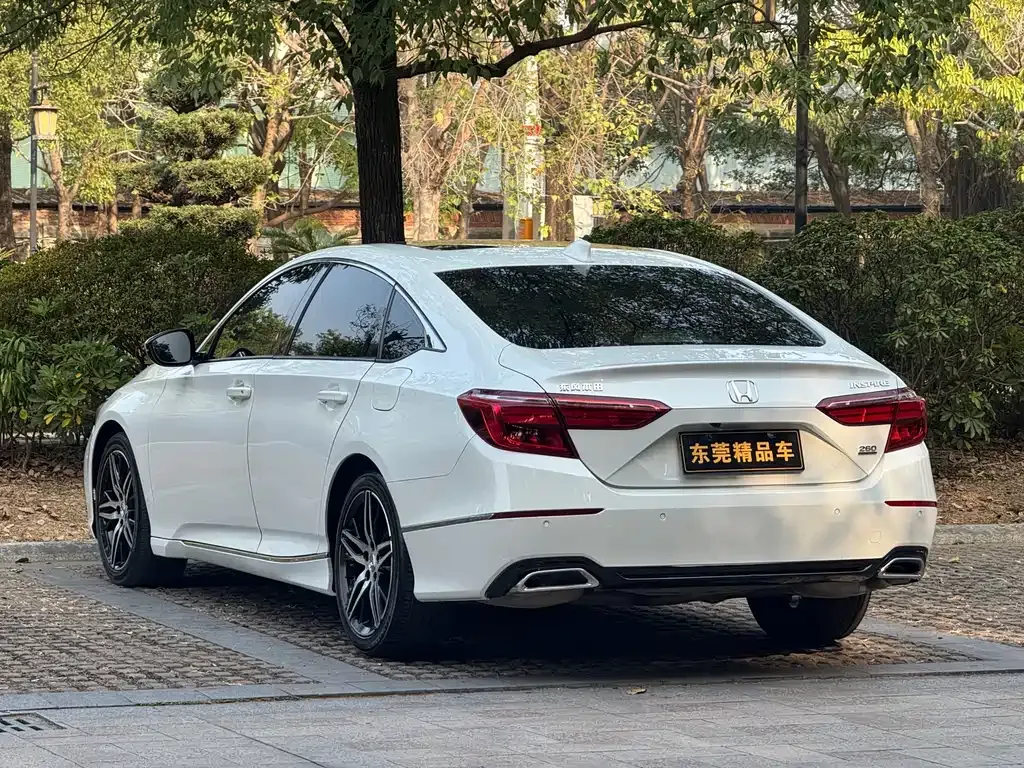 Honda Inspire — фото 5