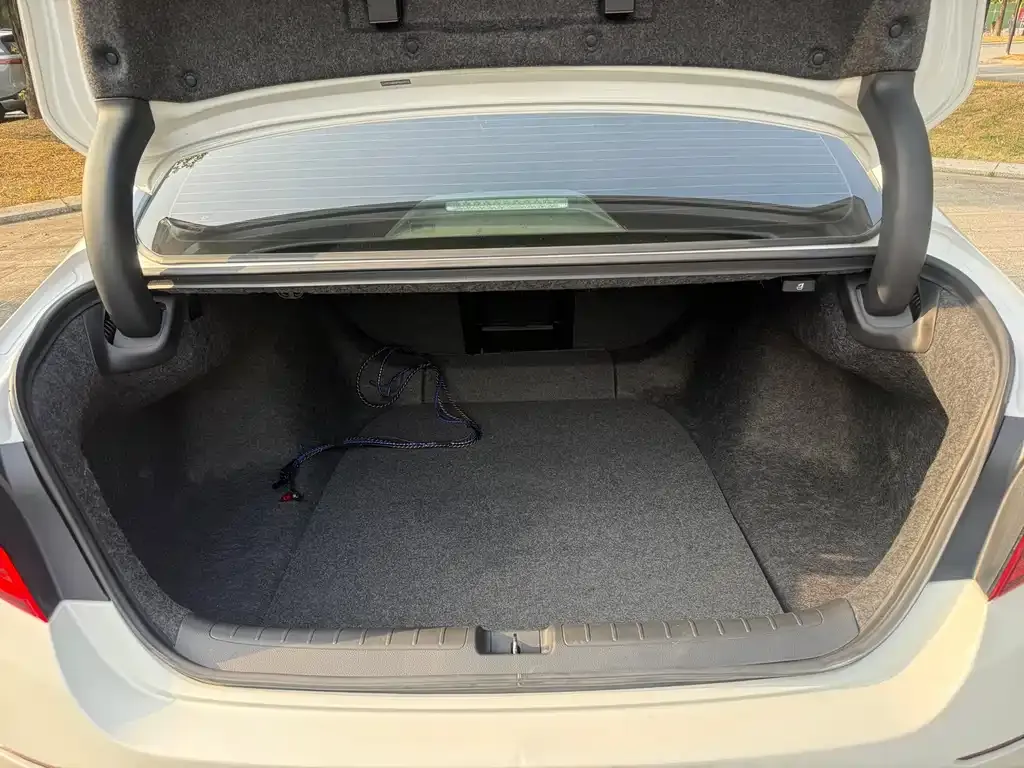 Honda Inspire — фото 4