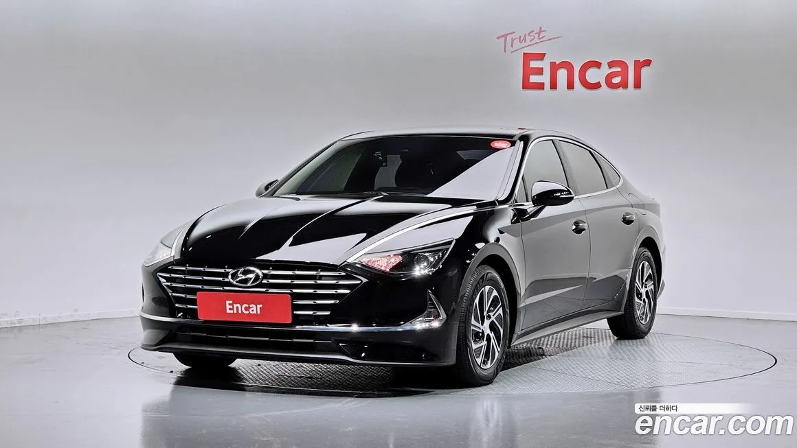 Hyundai Sonata — фото 1