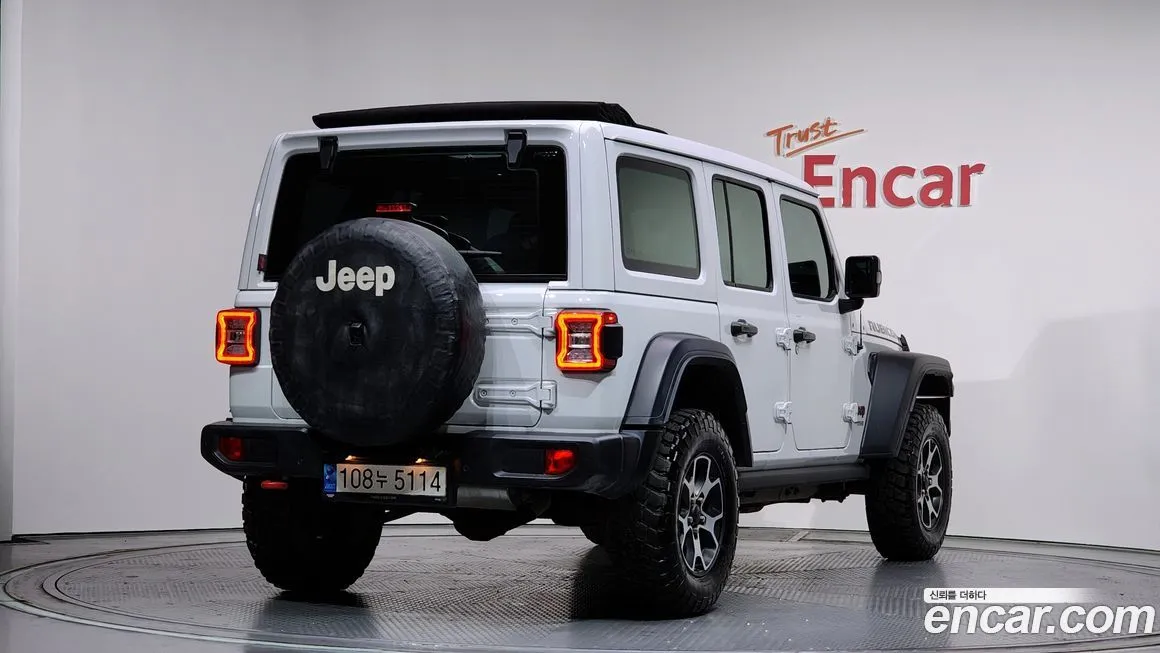 Jeep Wrangler — фото 2