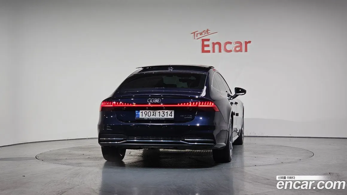 Audi A7 — фото 5