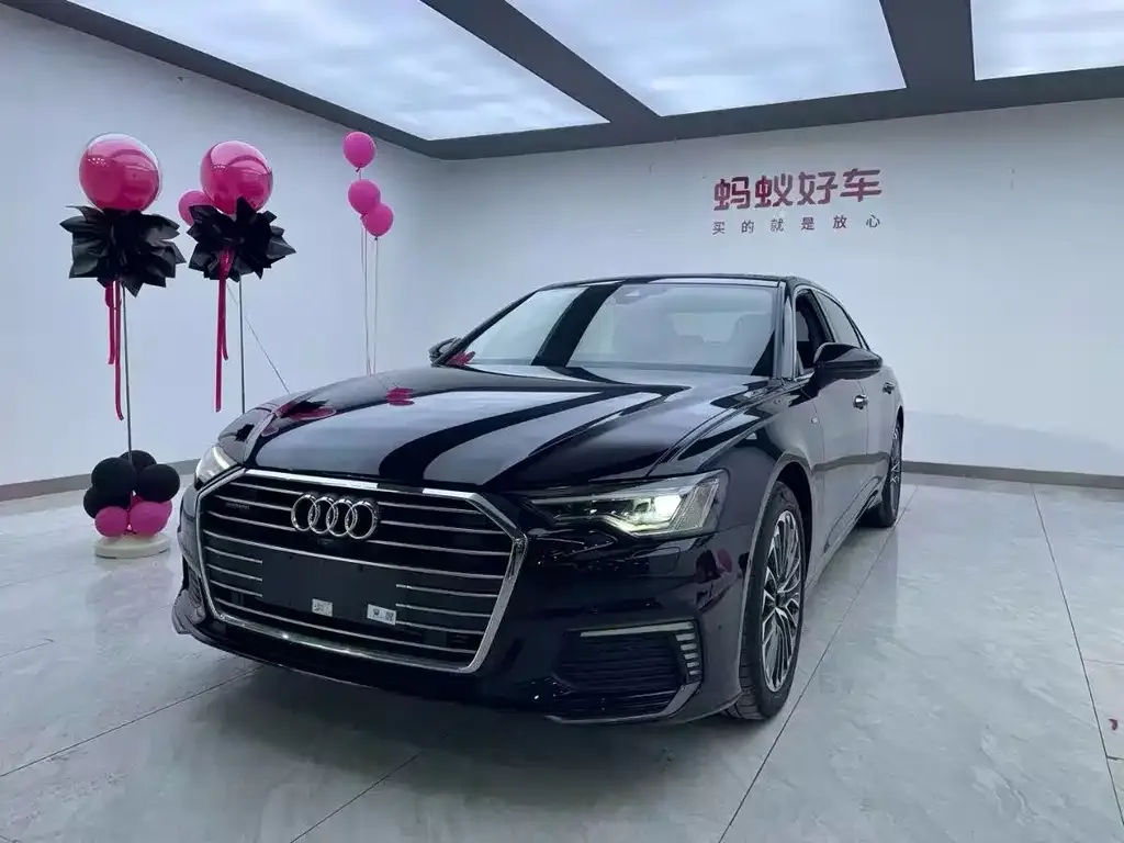 Audi A6L New Energy — фото 1