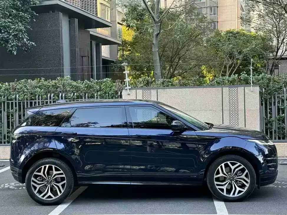 Land Rover Evoque — фото 5