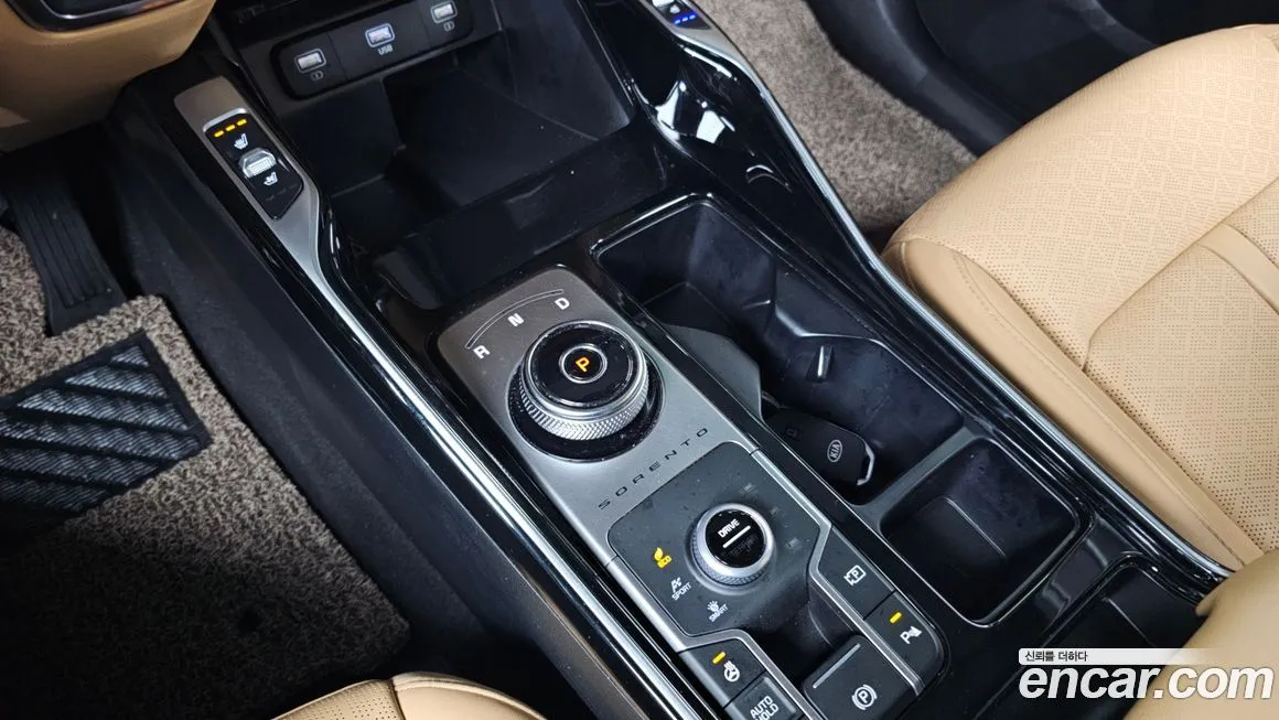 Kia Sorento — фото 9