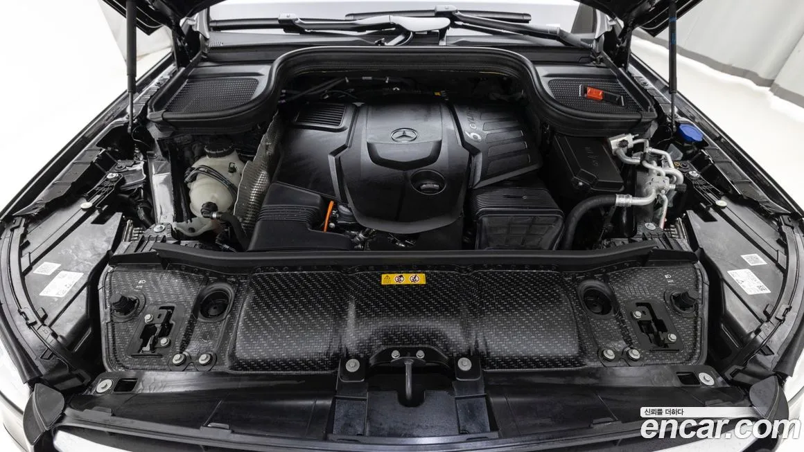 Mercedes-Benz GLS-Class — фото 10
