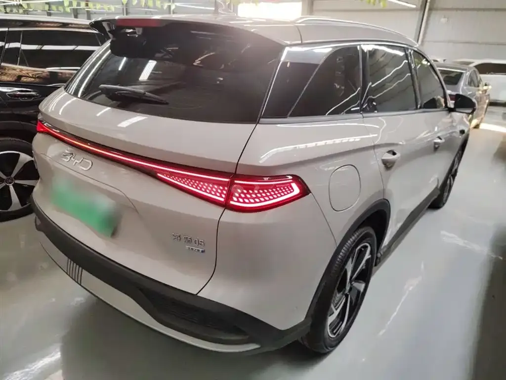 BYD Seal 05 DM-i — фото 4