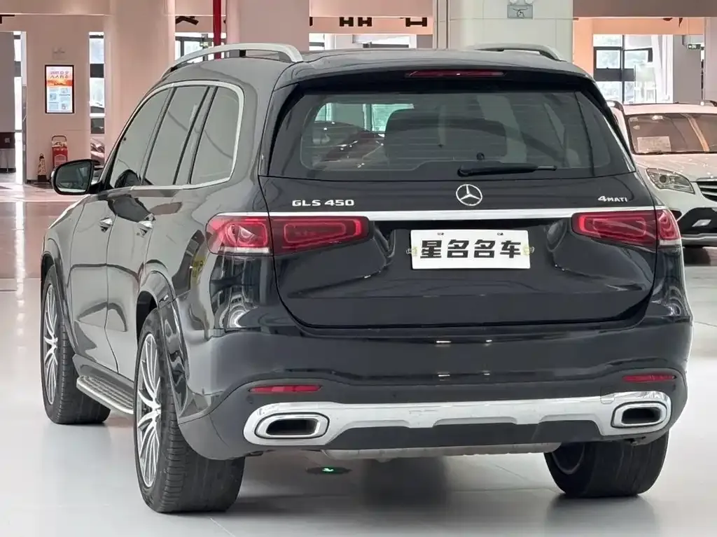 Mercedes-Benz GLS — фото 9