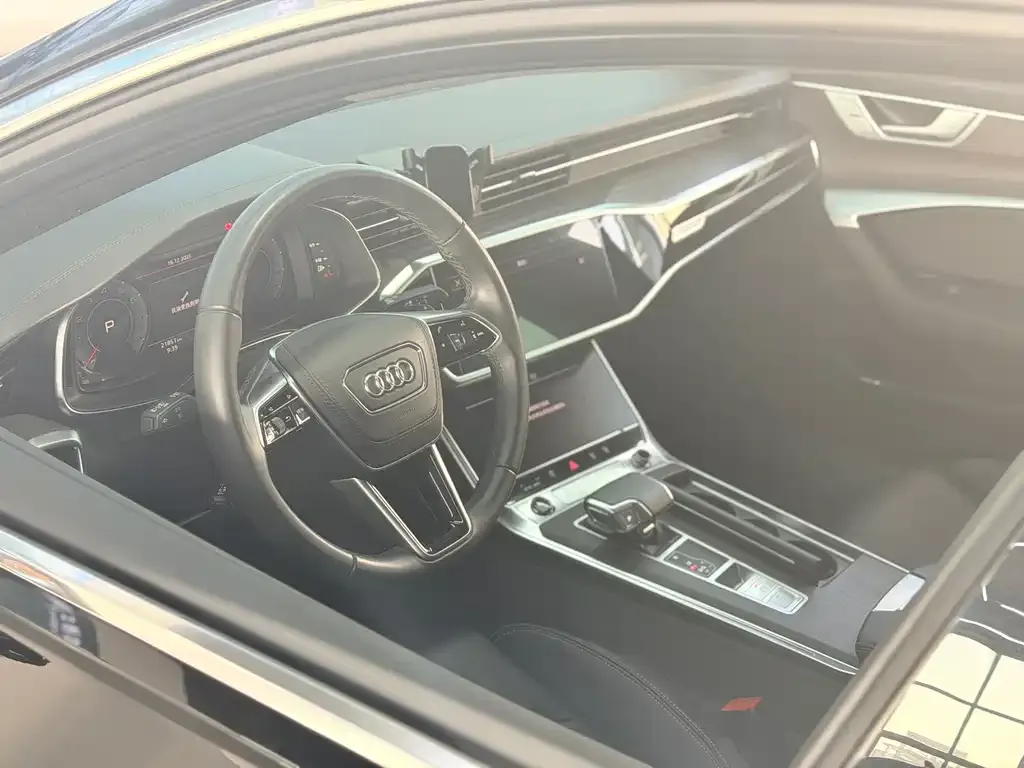 Audi A6L — фото 4
