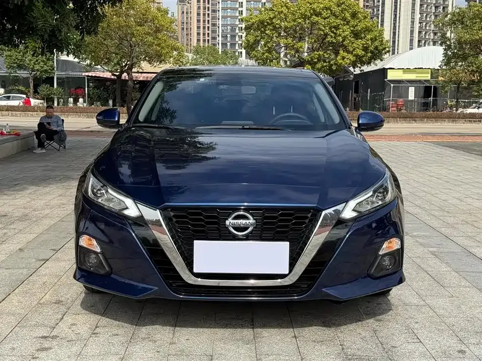 Nissan Teana — фото 2