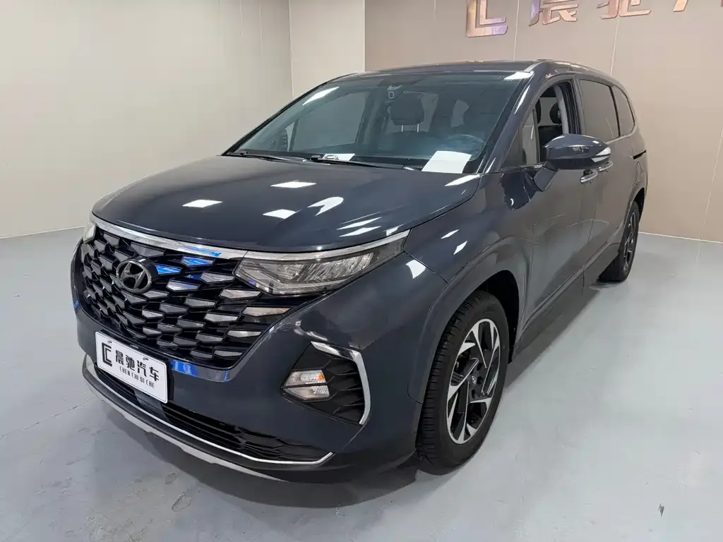 Hyundai Custo — фото 1