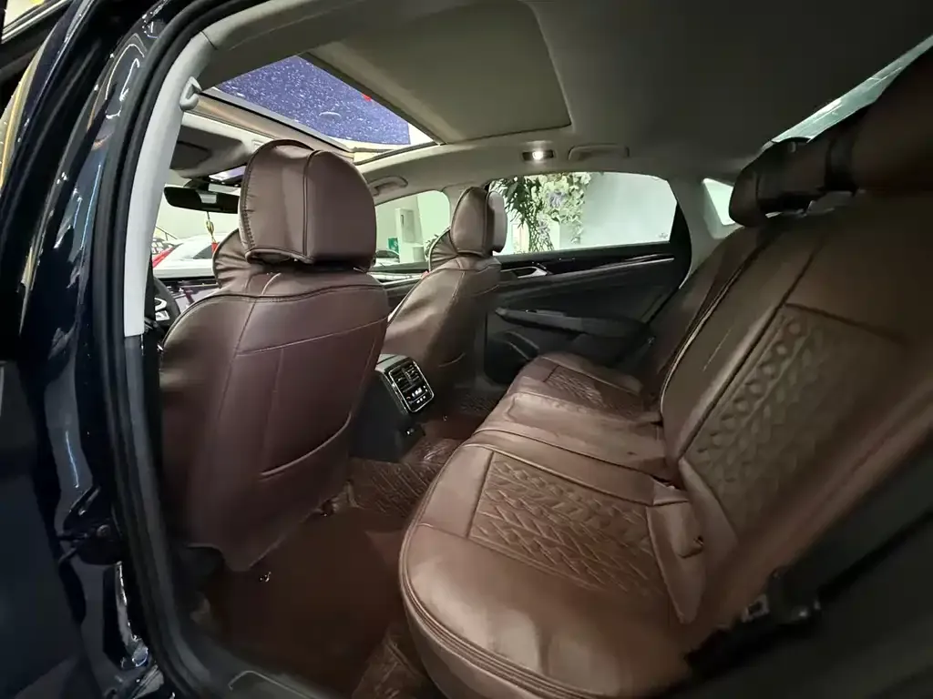Volkswagen Passat — фото 2