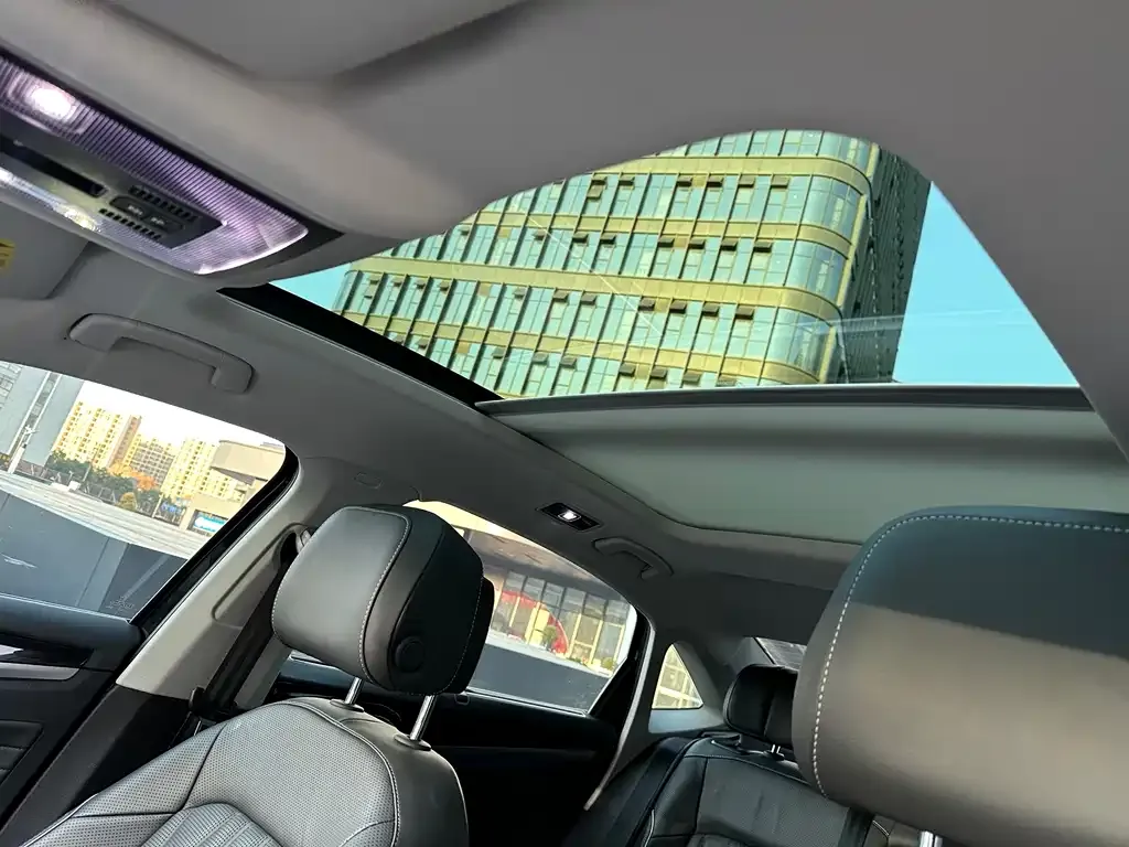 Volkswagen Passat — фото 7