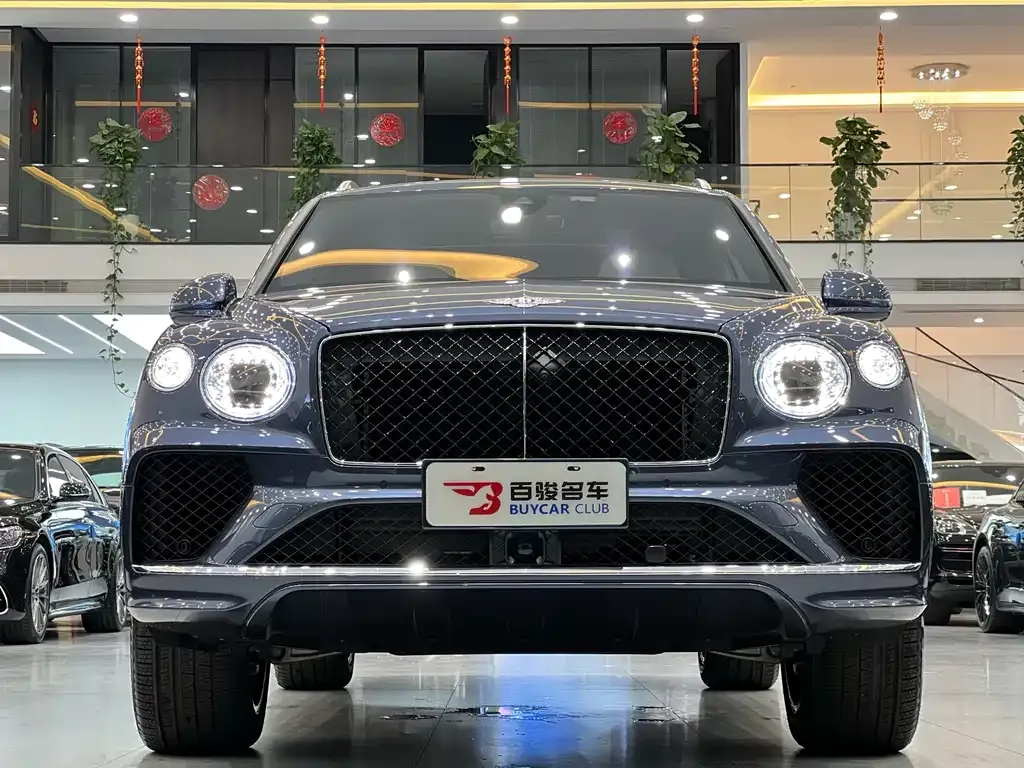Bentley Bentayga — фото 7