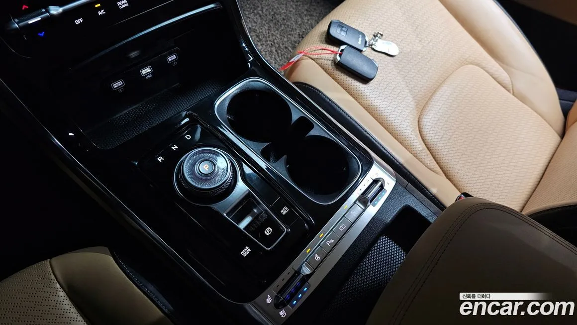 Kia Carnival — фото 10