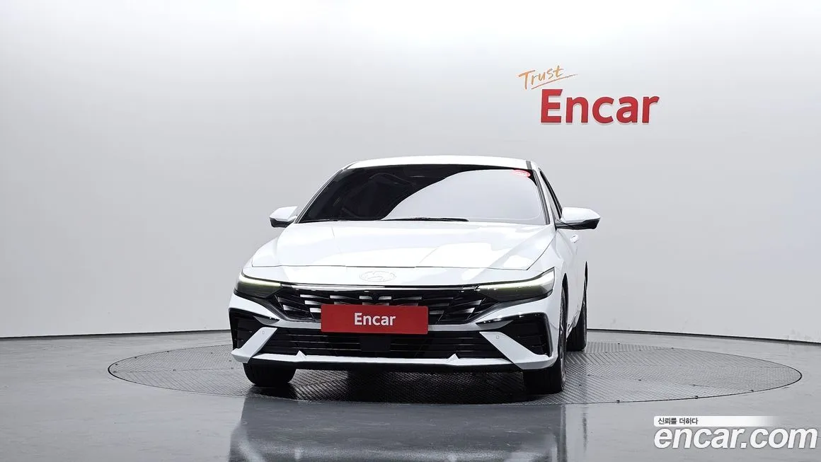 Hyundai AVANTE — фото 3
