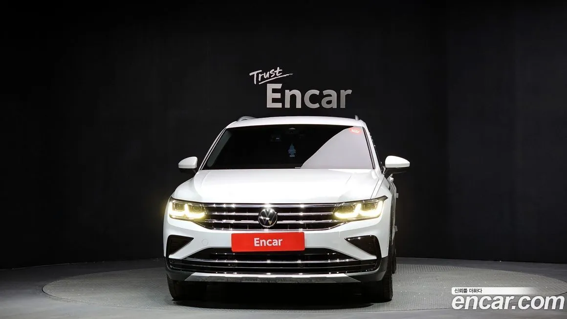 Volkswagen Tiguan — фото 4