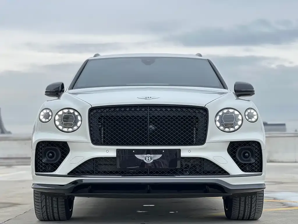 Bentley Bentayga — фото 4