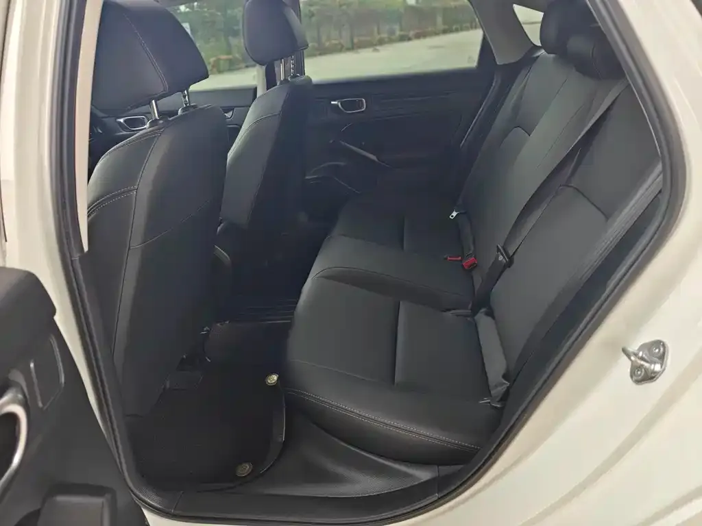 Honda Civic — фото 10