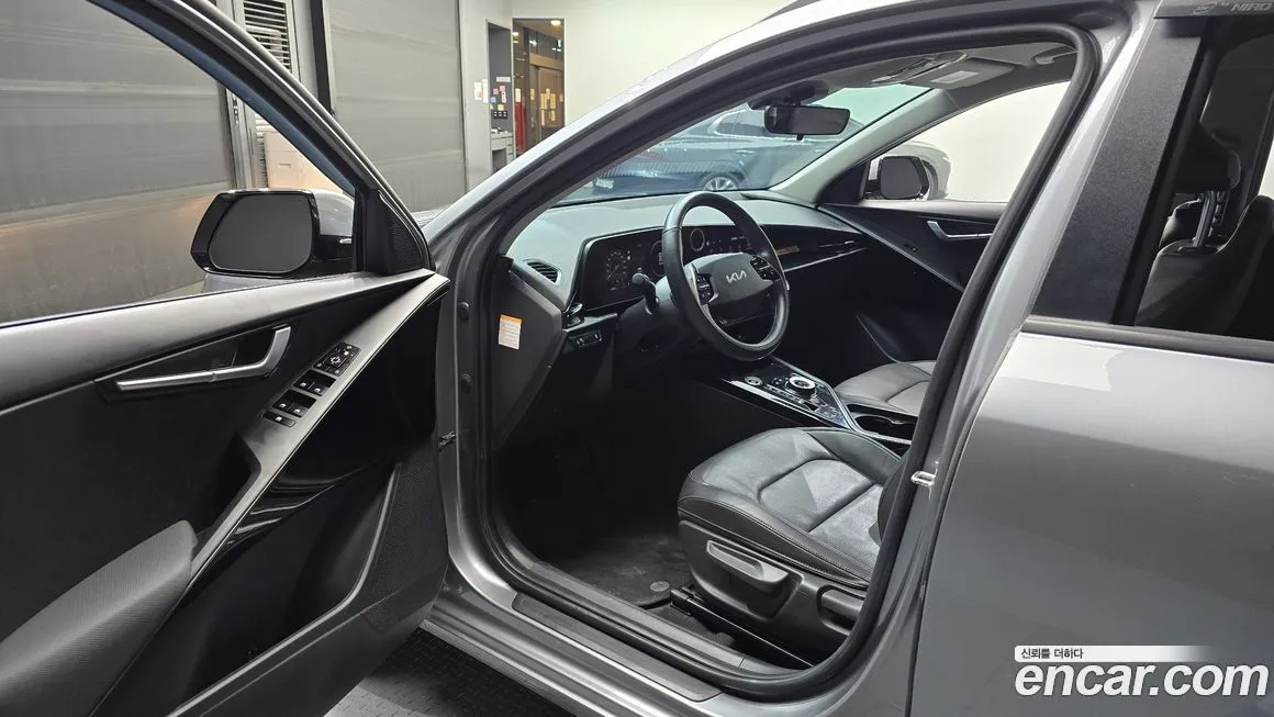 Kia Niro — фото 10