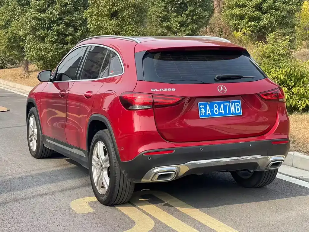 Mercedes-Benz GLA — фото 6