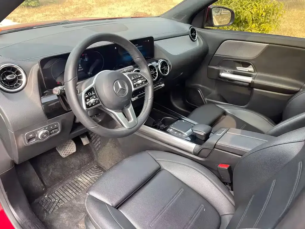 Mercedes-Benz GLA — фото 9