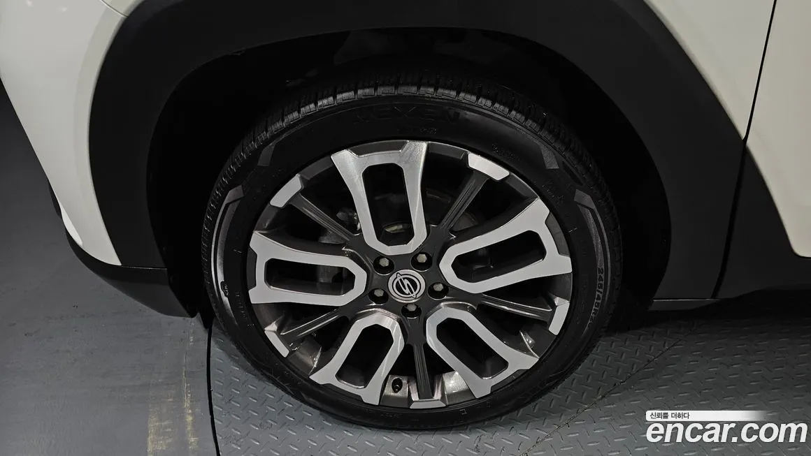 KG Mobility (Ssangyong) Torres — фото 2