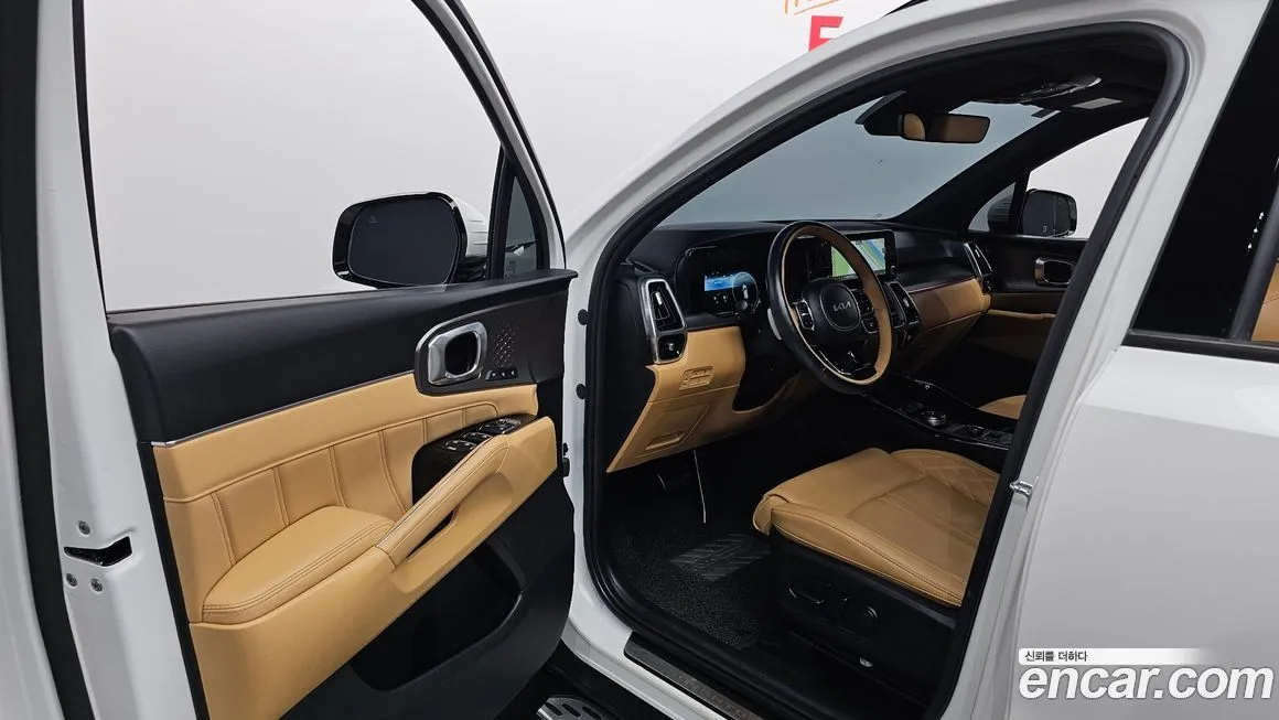 Kia Sorento — фото 9