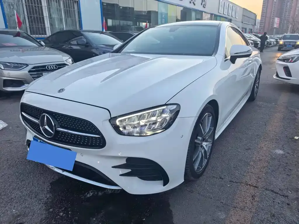 Mercedes-Benz E-Class (Import) — фото 1
