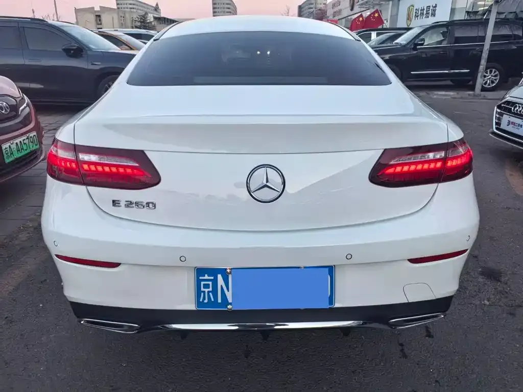 Mercedes-Benz E-Class (Import) — фото 4
