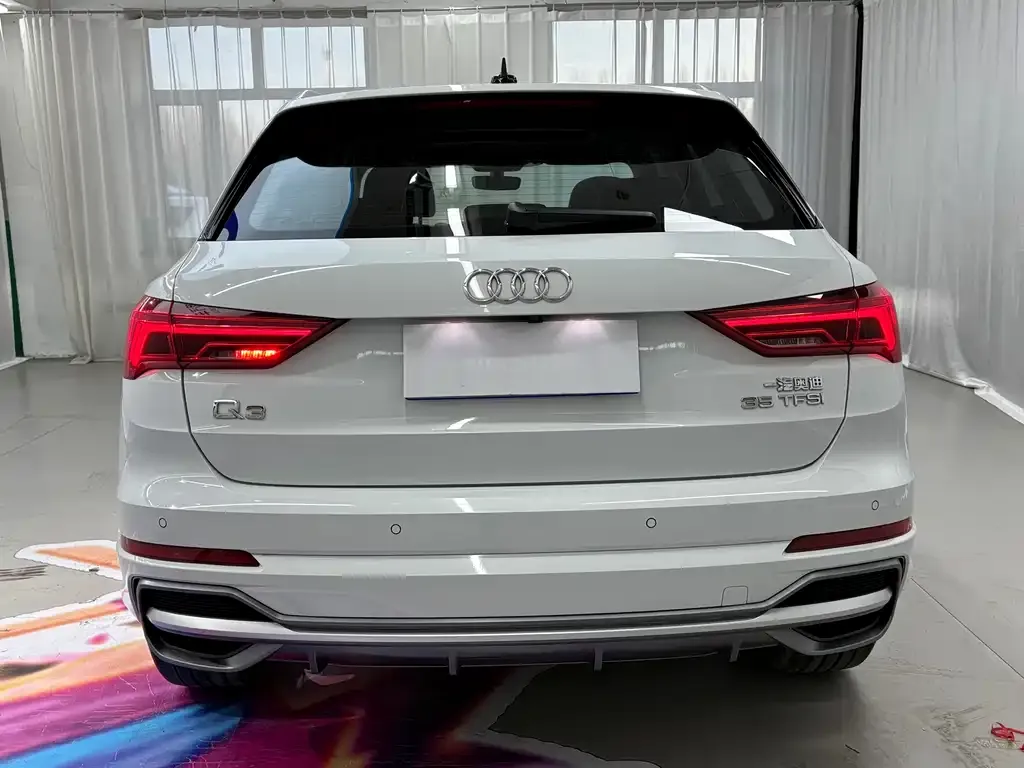 Audi Q3 — фото 5