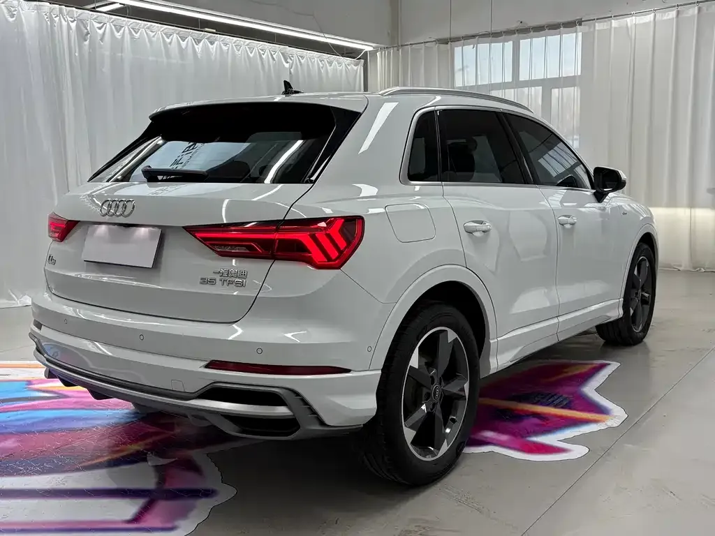 Audi Q3 — фото 6