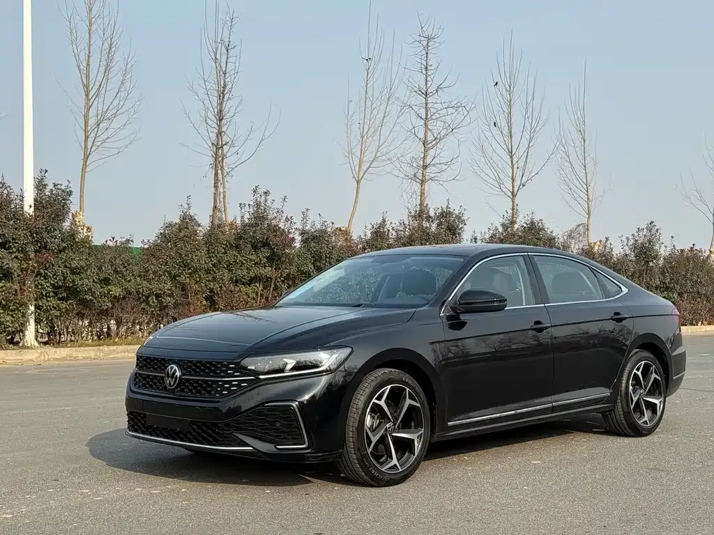 Volkswagen Passat — фото 9