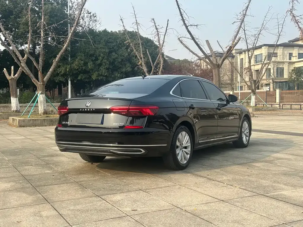 Volkswagen Passat — фото 4