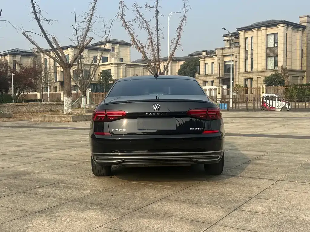 Volkswagen Passat — фото 5