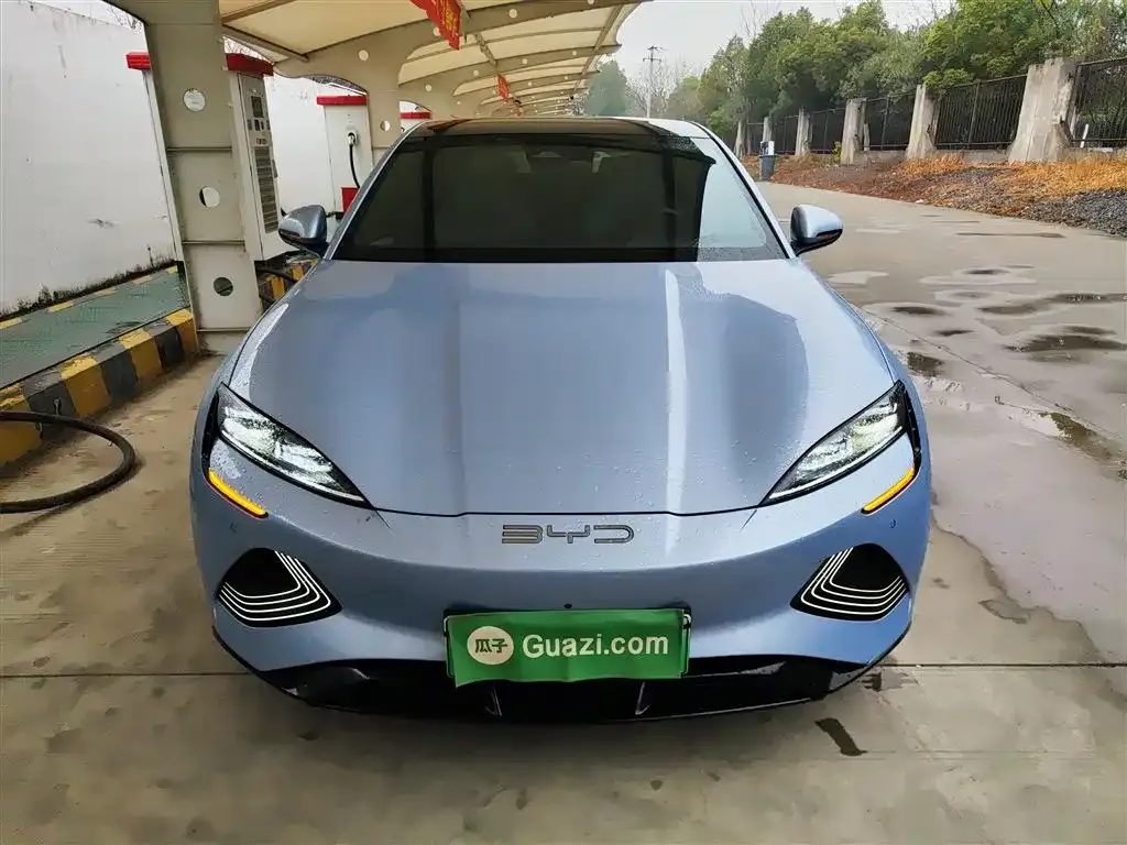 BYD Seal — фото 8