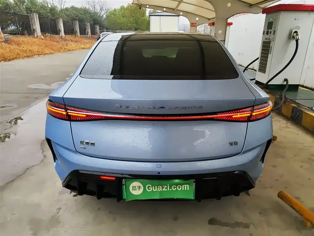 BYD Seal — фото 4