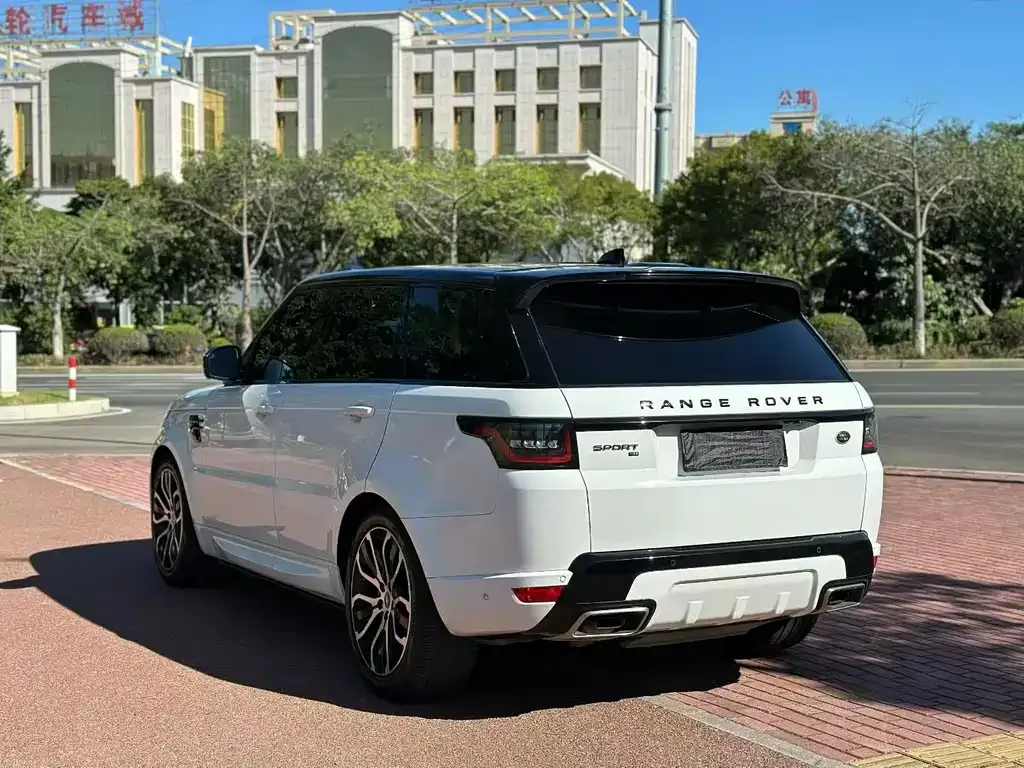 Land Rover Sport — фото 3