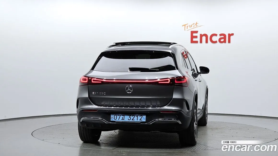 Mercedes-Benz EQA — фото 3