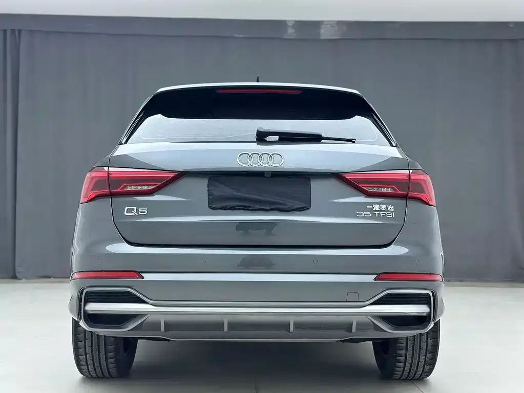 Audi Q3 — фото 4