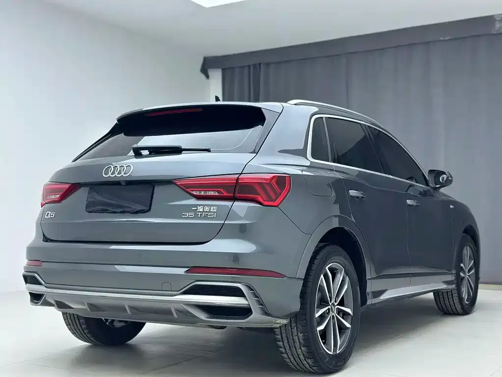 Audi Q3 — фото 2
