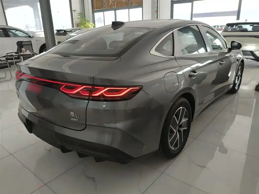 BYD Qin L — фото 7