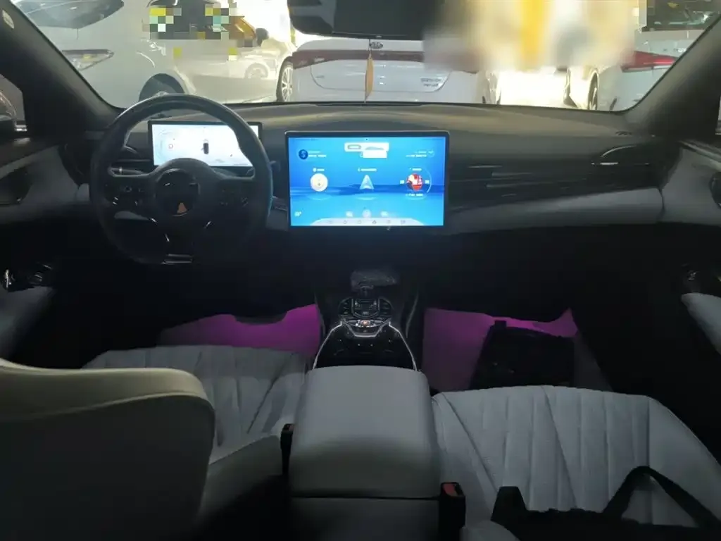 BYD Seal — фото 10