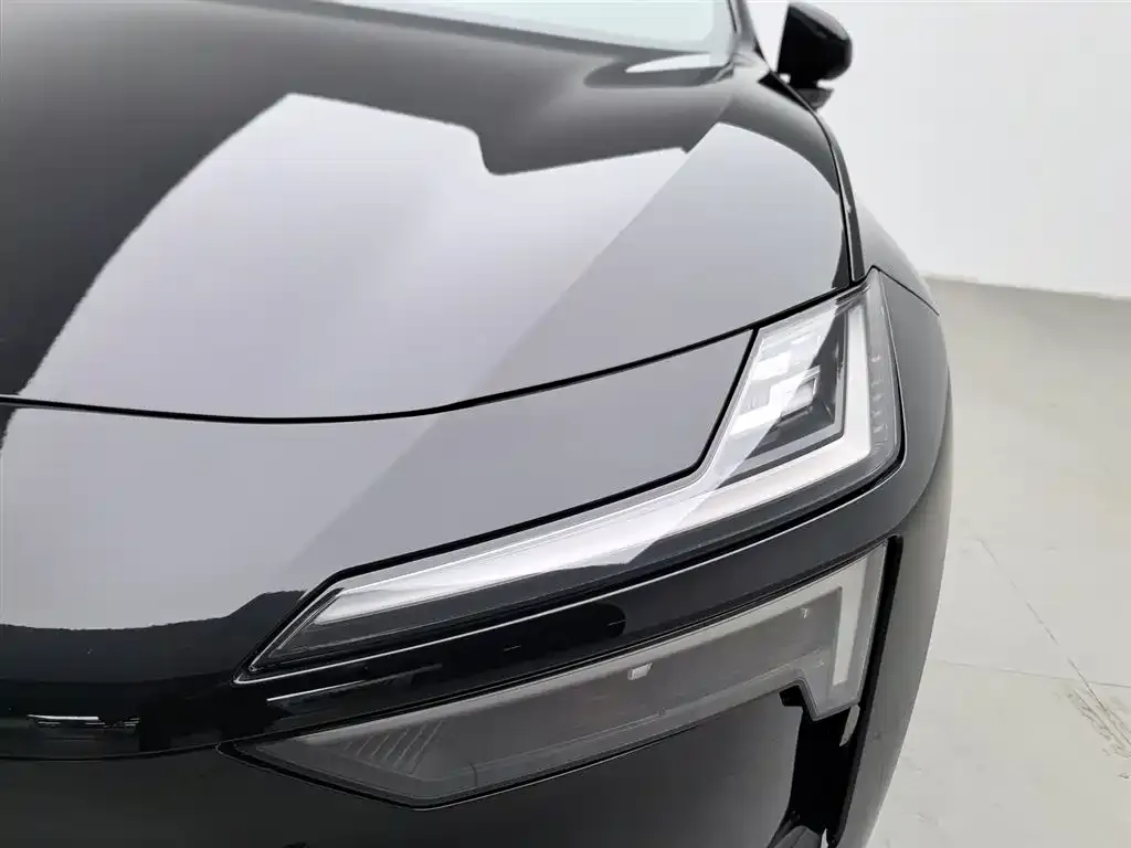 Polestar Polestar 4 — фото 6