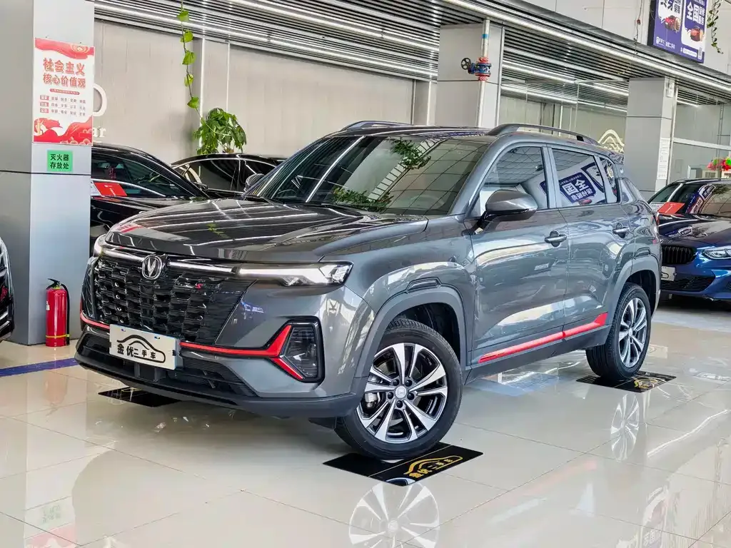 Changan CS35PLUS — фото 1