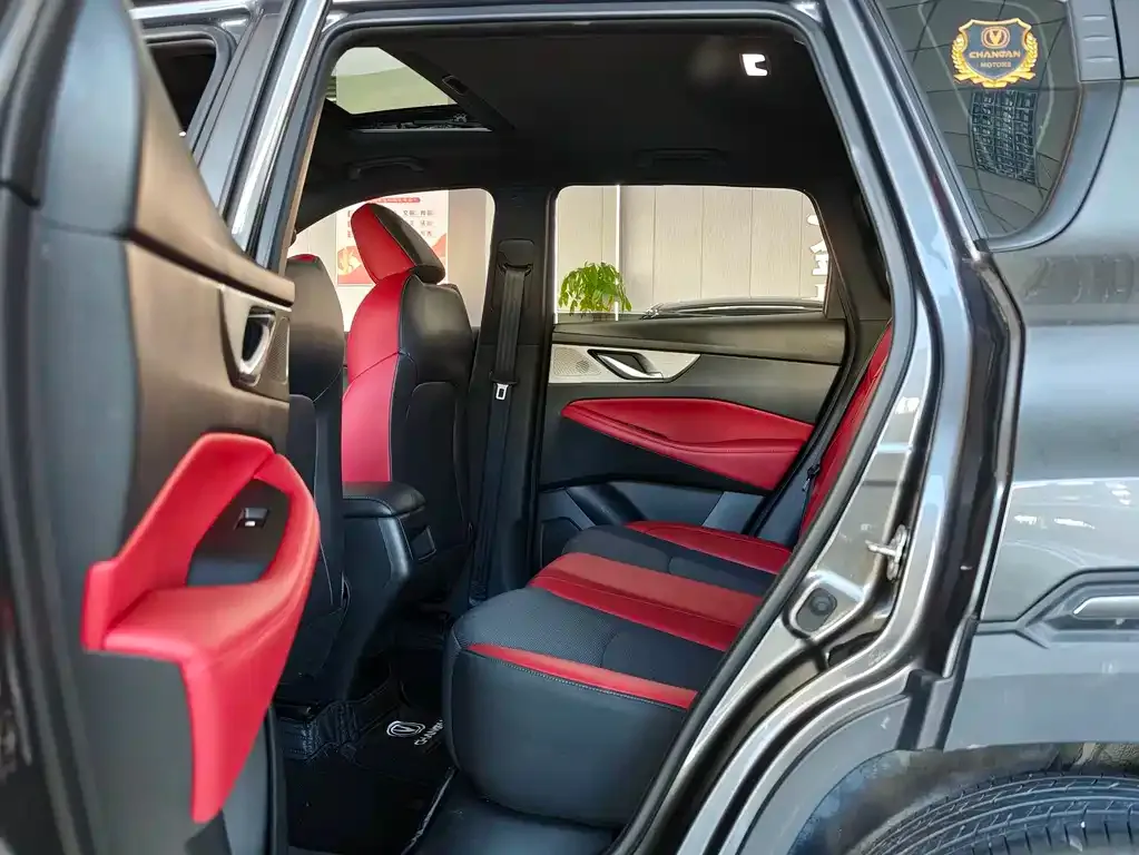 Changan CS35PLUS — фото 3