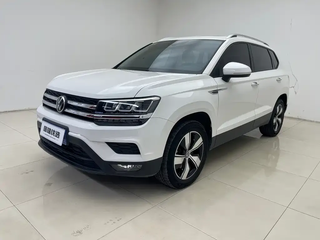 Volkswagen Tharu — фото 1